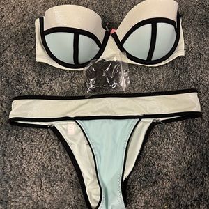 VS Bikini